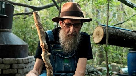  Legend of “Popcorn” Sutton. When Mark and Digger find a decade-old jar of Popcorn Sutton's shine, they vow to recreate their mentor's infamous last run. With help from old-timer JB Rader, they rebuild Popcorn's pot still and recount the antics of Appalachia's most legendary outlaw. ← Previous Episode. Next Episode →. 